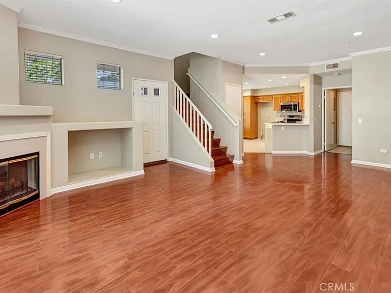 63 Carlsbad Ln — Photo 5