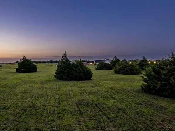704 County Road 642, Nevada, TX 75173