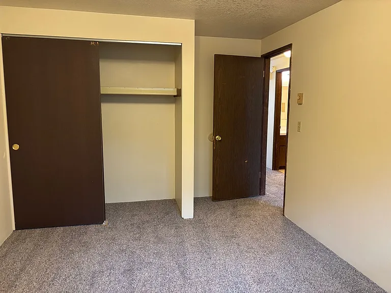 2936 Willamette St — Photo 16