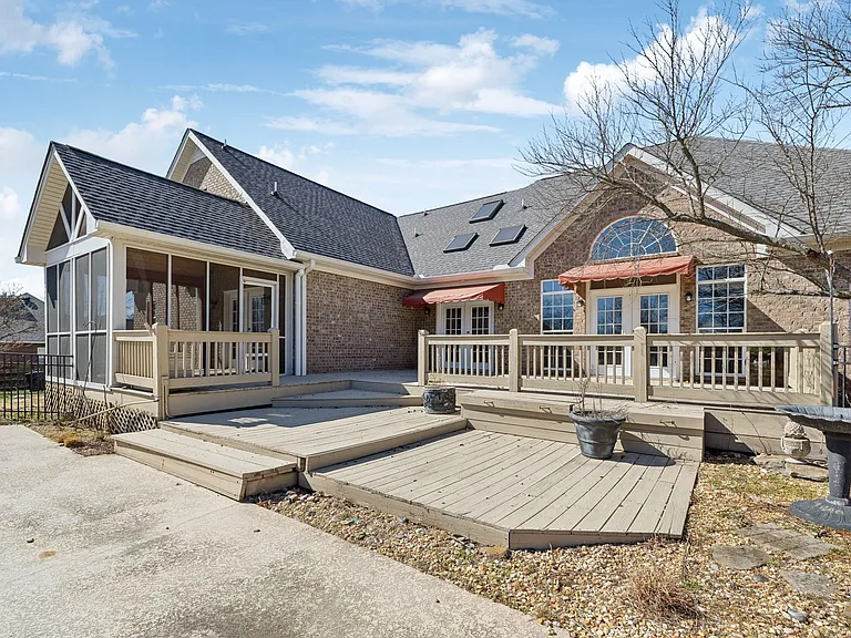 4115 Jensome Ln — Photo 44