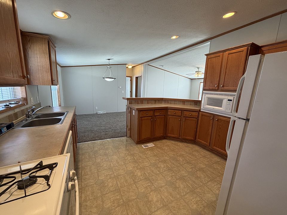 1st image of 29317 Oakhill Ct #117