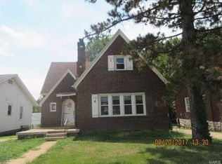 7234 Normandy Pl, Saint Louis, MO 63121