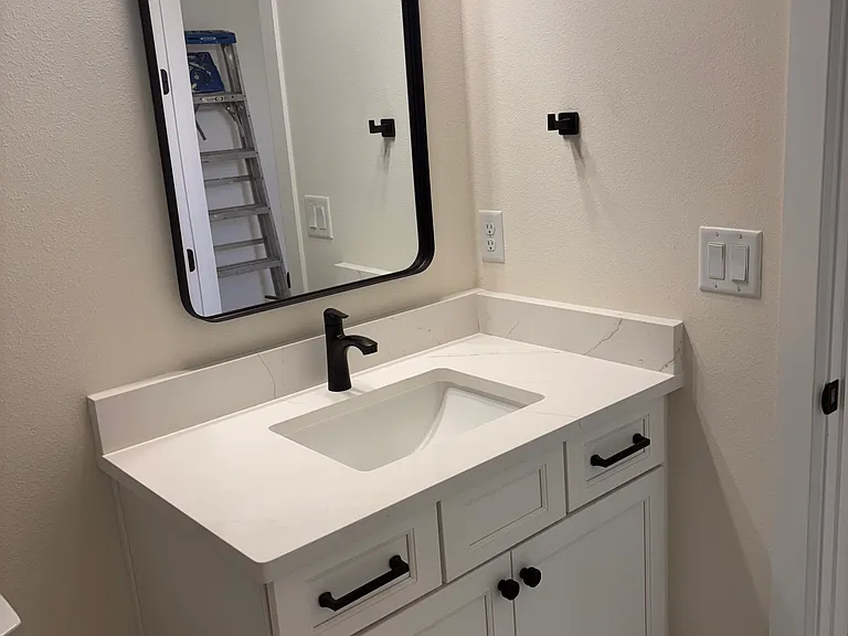330 Geneva Dr — Photo 10