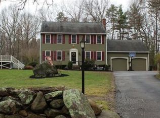 34 Orchard St, Millville, MA 01529