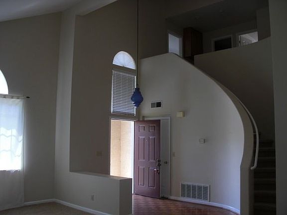 4th image of 770 Tipperary Dr