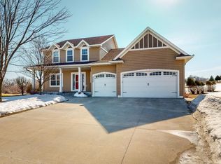 3330 Turnberry Ln SE, Rochester, MN 55904