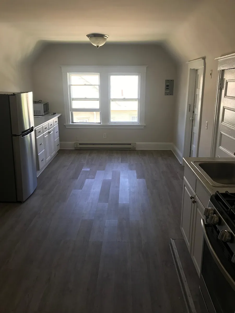 Building Photo - 149 Claremont Ave #3