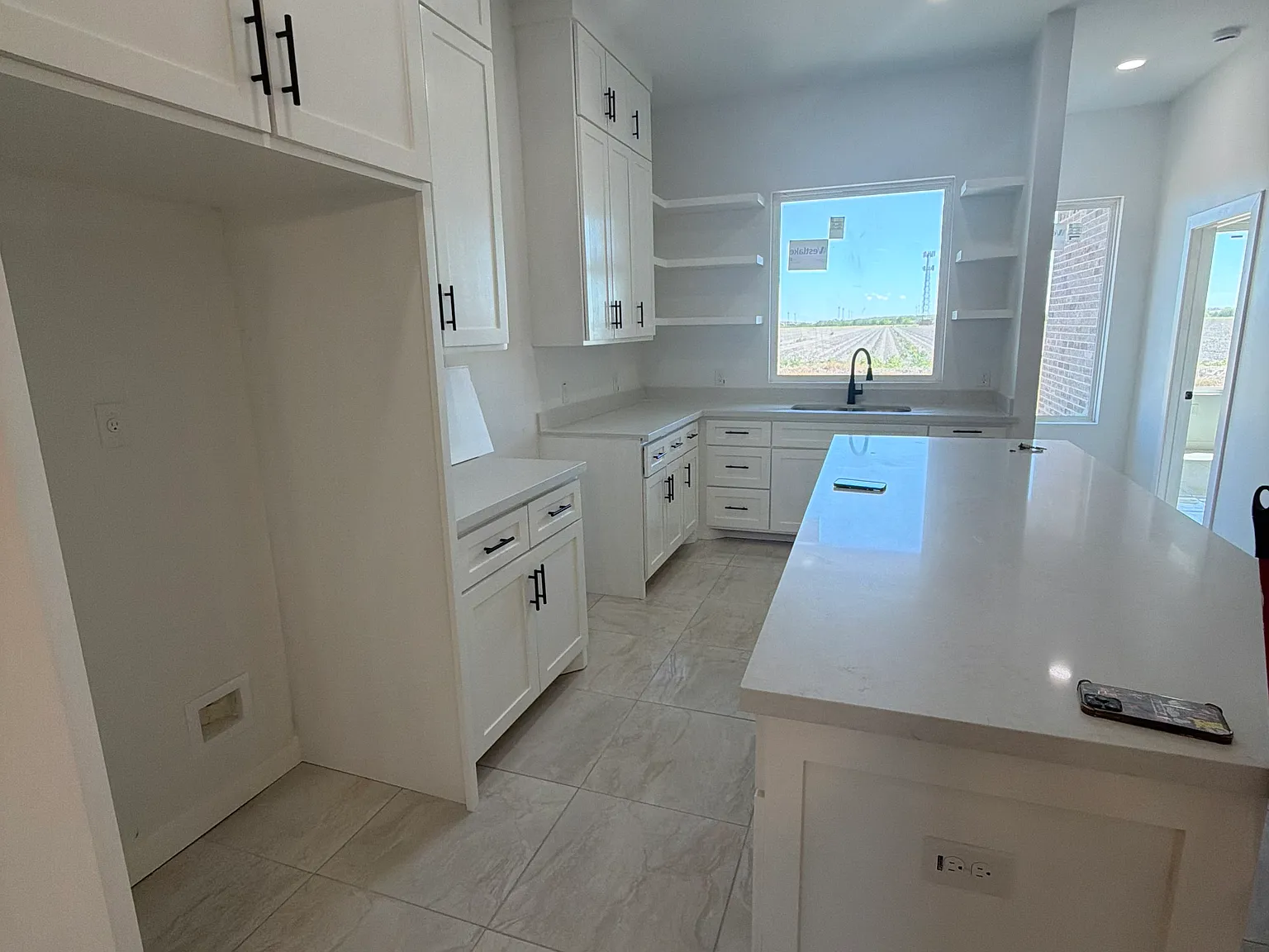3 bed, 1440 sqft, $1,500 — Photo 2