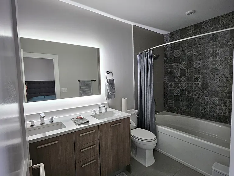 1116 S Highland St #3 — Photo 7