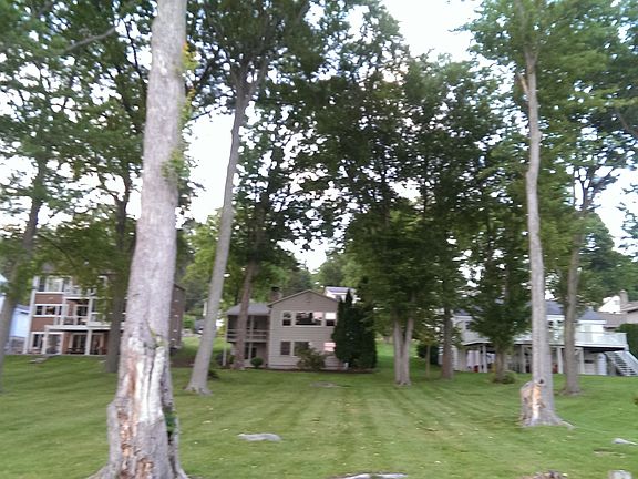 Large, flat lawn to water