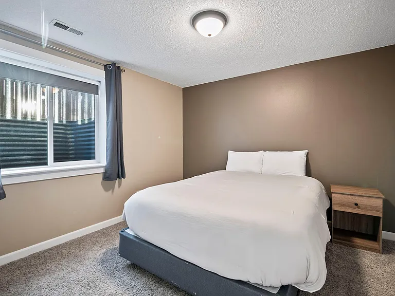 3640 Tapestry Ter — Photo 31