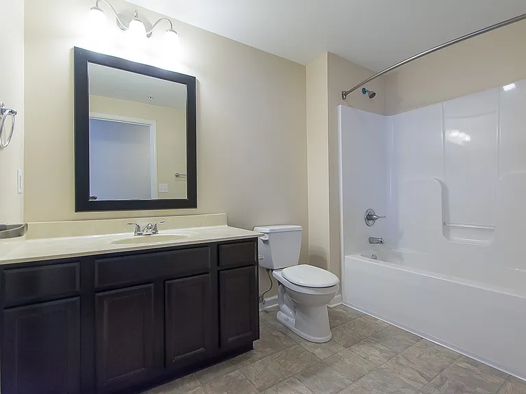 The Gateway Apartments — Photo 35