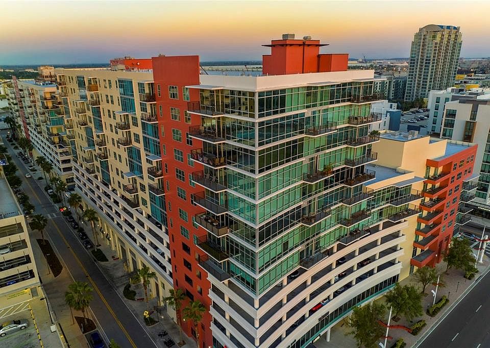 1st image of 1120 E KENNEDY BOULEVARD #1218