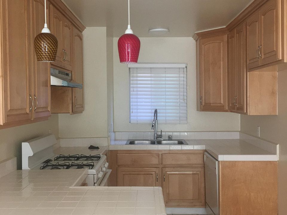 1st image of 11736 Valley View Ave #13
