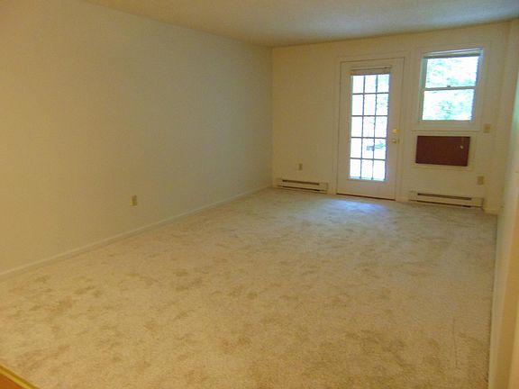 4th image of 126 Heritage Dr