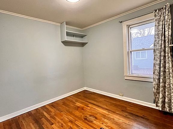 2nd image of 115 Northview Ave