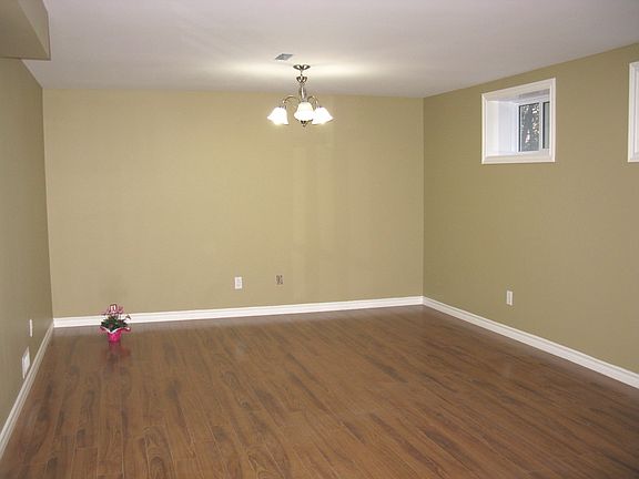 4th image of 105 Bayview Pkwy #B
