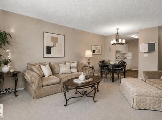 Carrington Terrace, Edmonton, AB T5M 4B3