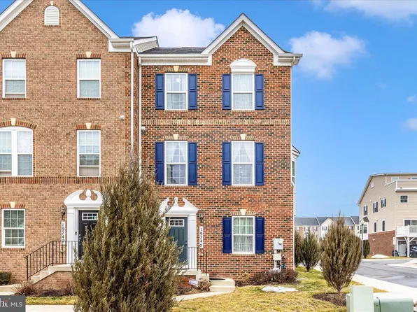 19740 Vaughn Landing Dr, Germantown, MD 20874