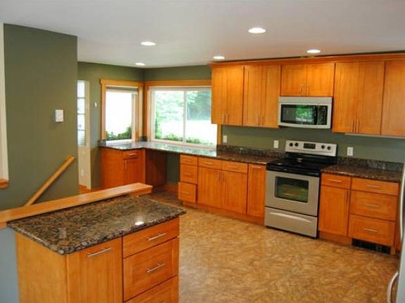 2nd image of 5003 64th St E
