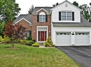 3 Dickinson Ct, Ledgewood, NJ 07852