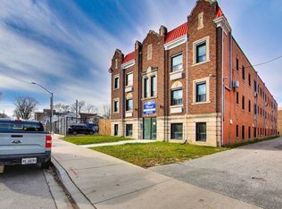444 Park St W #302, Windsor, ON N9A 5V3