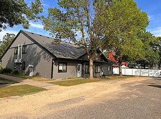 410 S Division St, Roberts, WI 54023