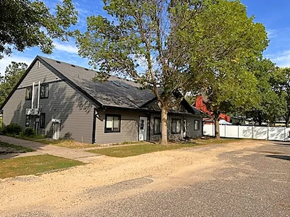 410 S Division St APT 1, Roberts, WI 54023
