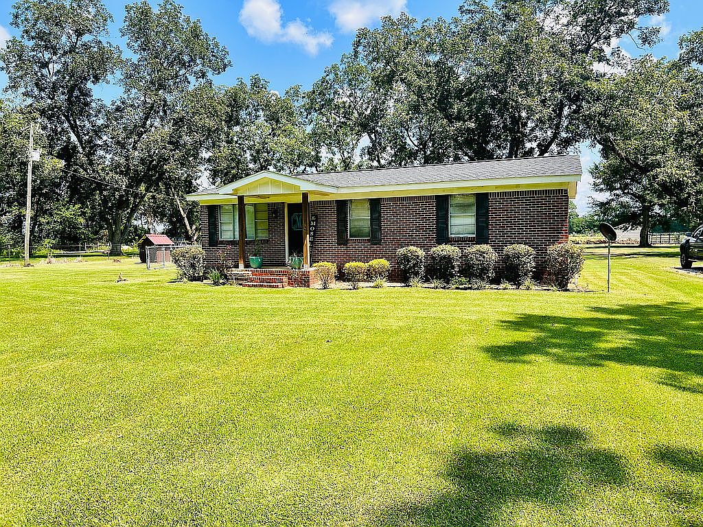 2118 Highway 613, Lucedale, MS 39452 | Zillow