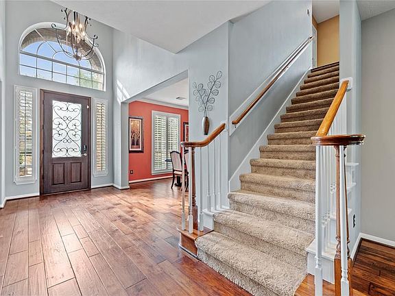 4th image of 15718 Sweetrose Pl