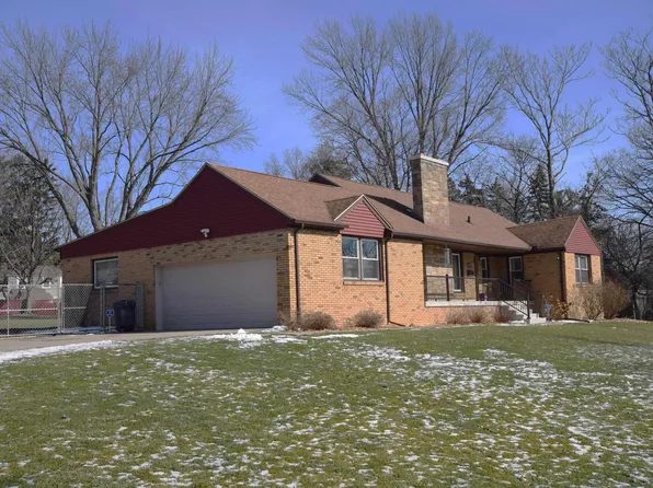 2001 Oxford Ln, Flint, MI 48503
