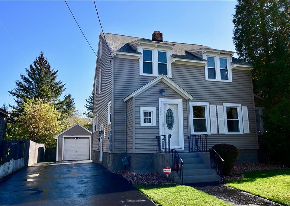 1st image of 245 Ferndale Dr