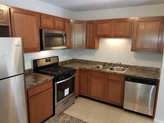 2nd image of 271 Old Elm Dr