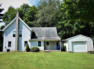6279 Allyn Rd, Hiram, OH 44234