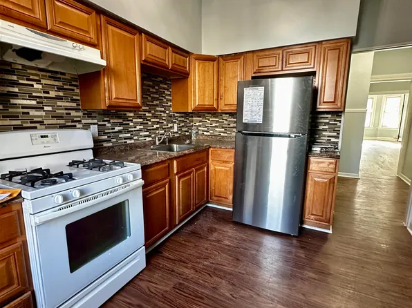 164 Grant Avenue image 5 of 7