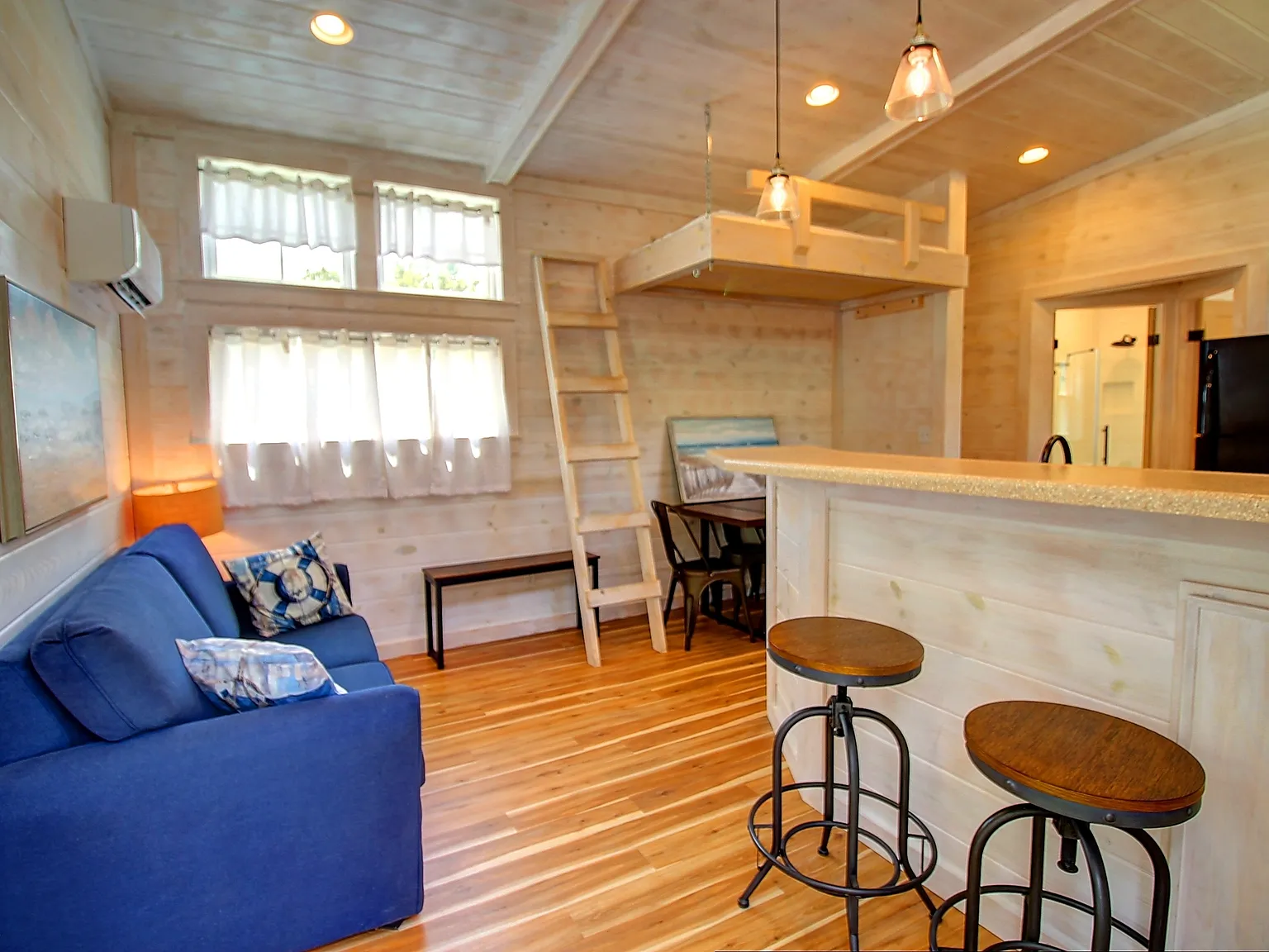 1 bed, 1.0 bath, 600 sqft, $600 — Photo 2