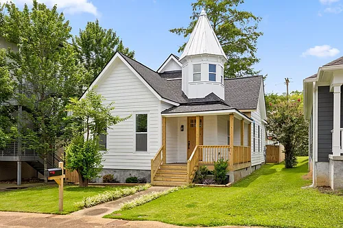 1704 Bailey Ave Photo 1