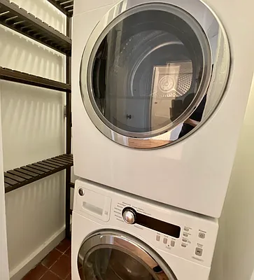 Rented by CMV Realty Inc. | media 40