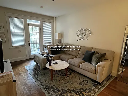 11 Melvin Ave Photo 1