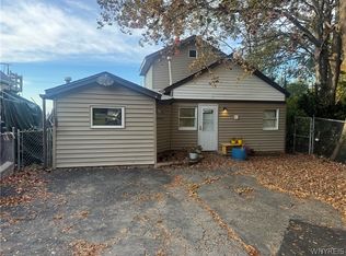 6474 Hamilton Dr, Derby, NY 14047