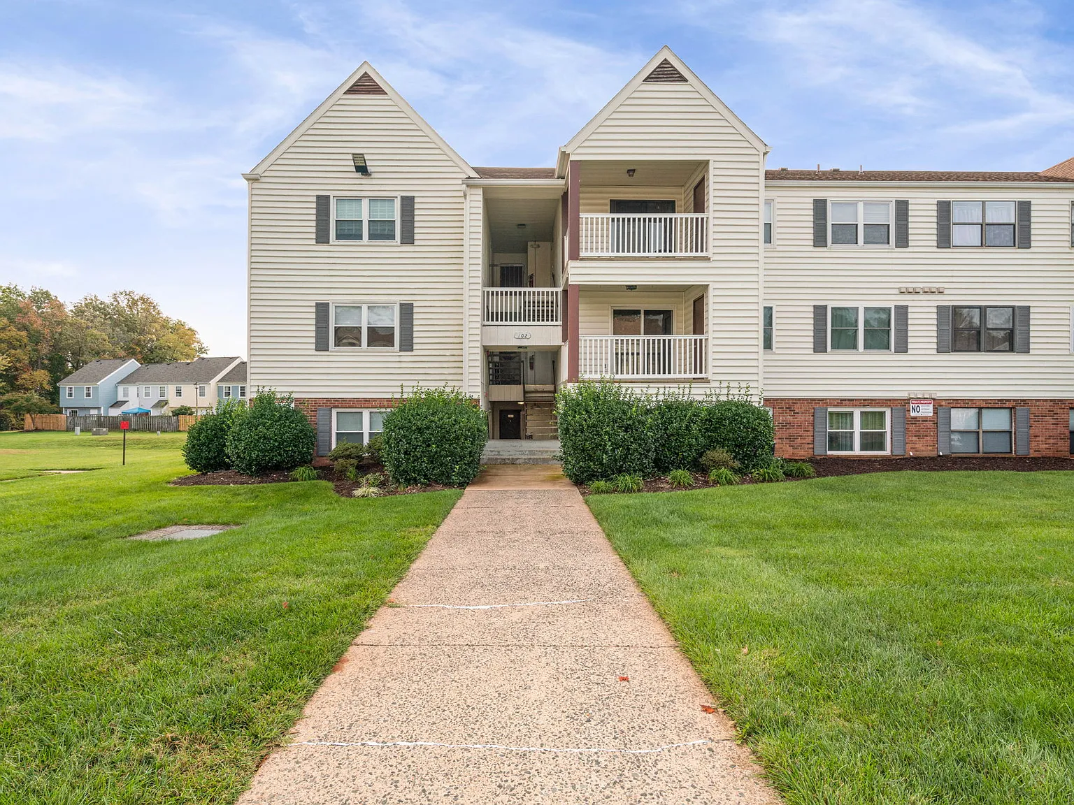 2 bed, 790 sqft, $1,650 — Photo 1