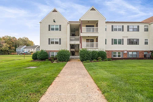 102 Chesterfield Ln Photo 1