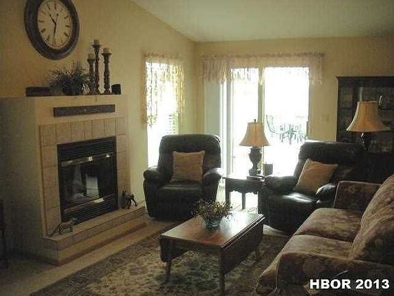 5th image of 263 E Winter Woods Dr