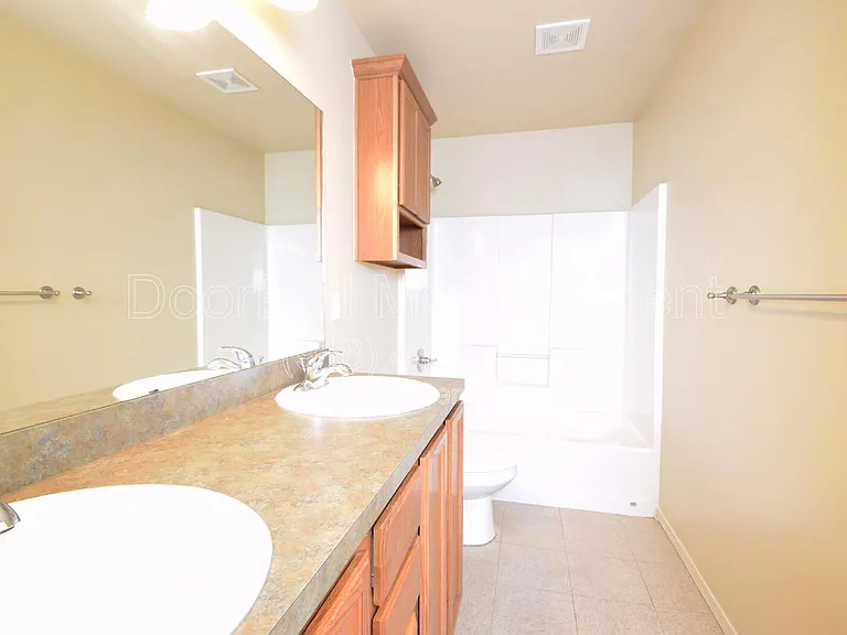 6025 S Madison Pl — Photo 11