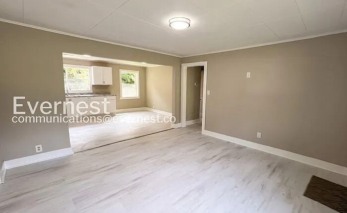 119 Westbrook Ave — Photo 4