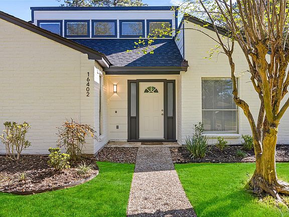 4th image of 16402 Lobo Ln