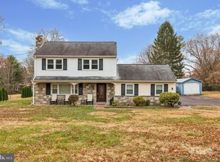 392 Park Ave, Harleysville, PA 19438
