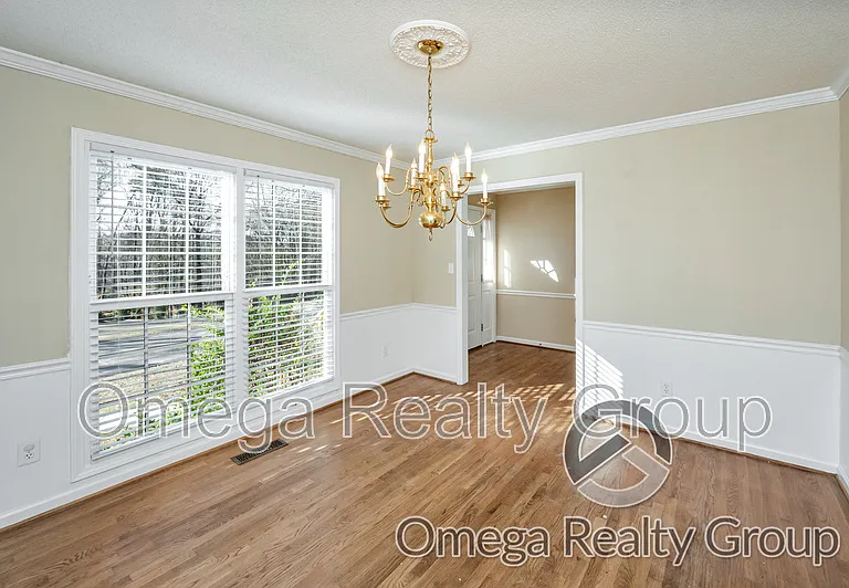 7504 Carrolwood Way — Photo 10