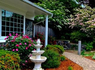 132 Craigie St, Portland, ME 04102