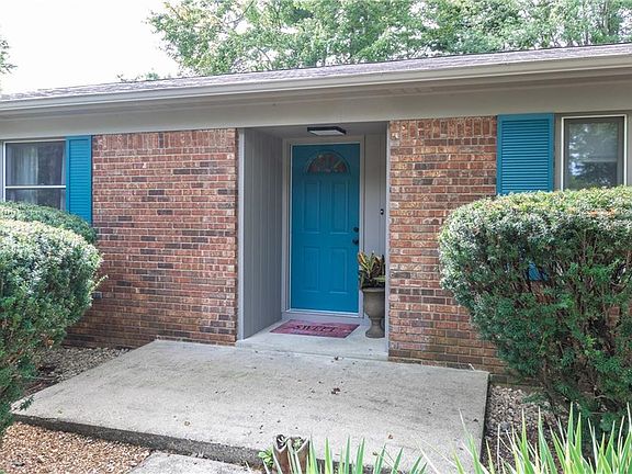 2nd image of 4059 Westover Dr